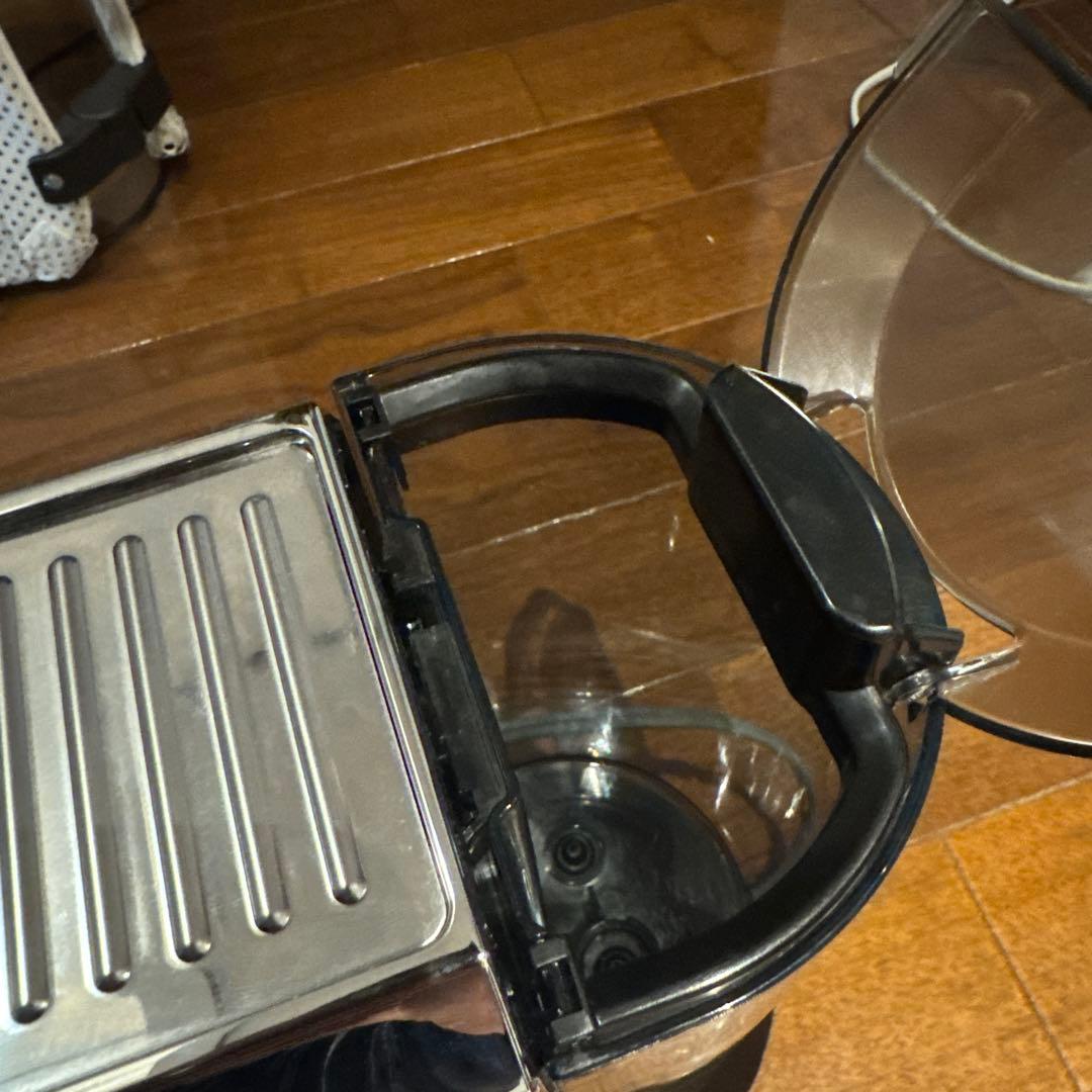 デロンギ　エスプレッソ・カプチーノメーカー デディカ アルテ EC885J