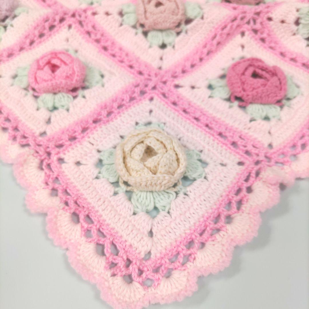 247【薔薇 マルチカバー】お花 ピンク モチーフ編み 編み物 手編み