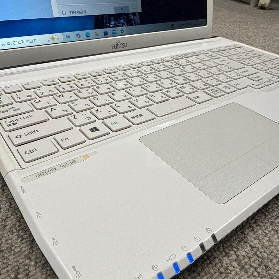Windowsノート本体 LIFEBOOK AH53/R i7 8GB