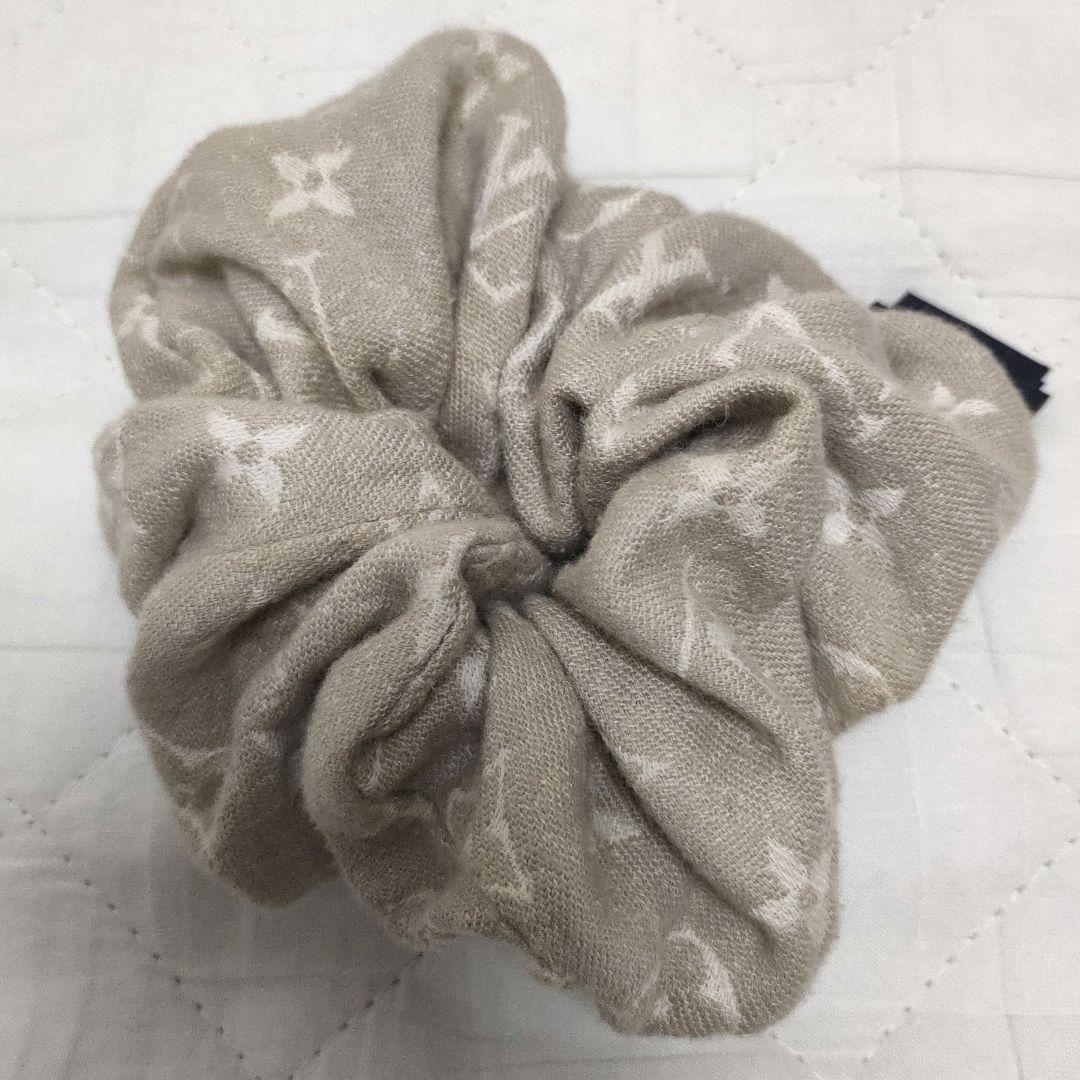 LOUIS VUITTON シュシュ モノグラム ジャカード M78235