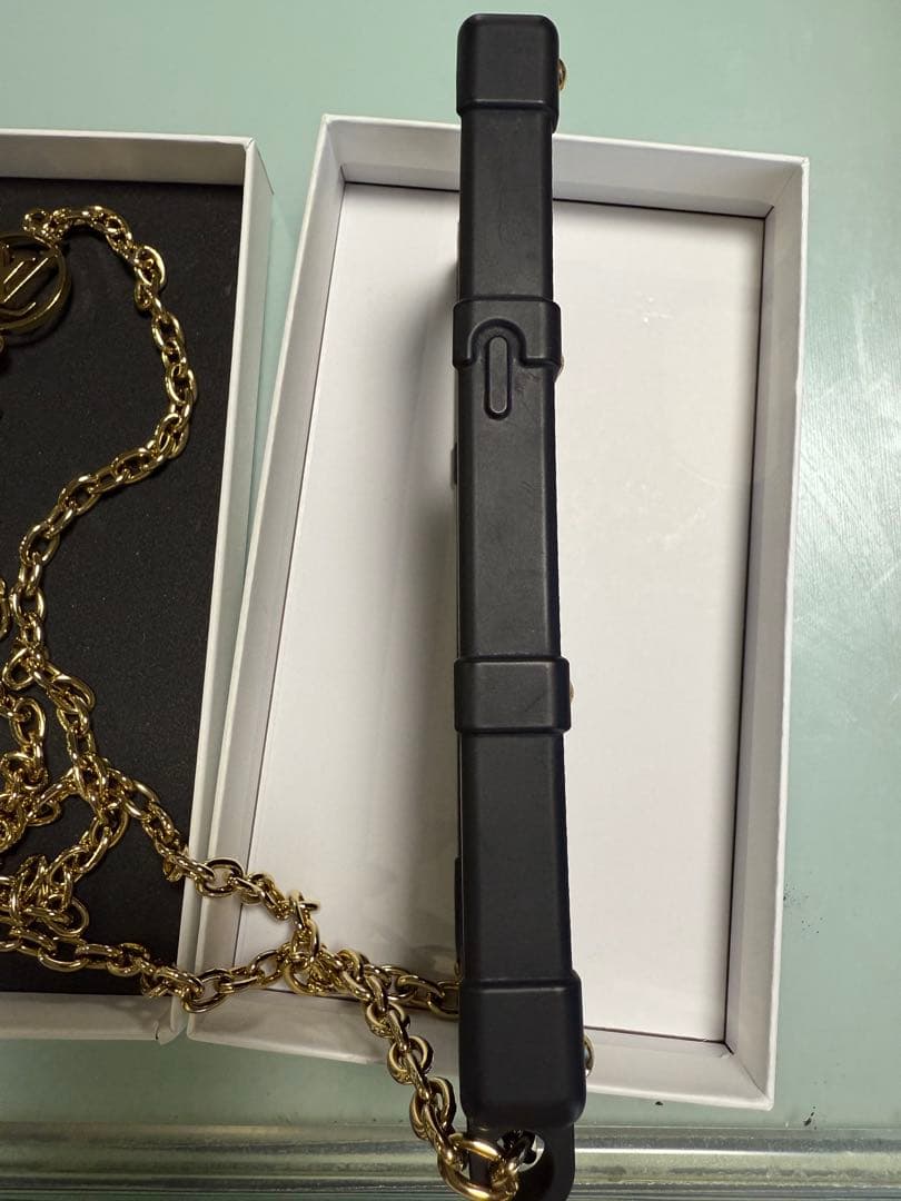 スマホアクセサリー LOUIS VUITTON iPhone14pro