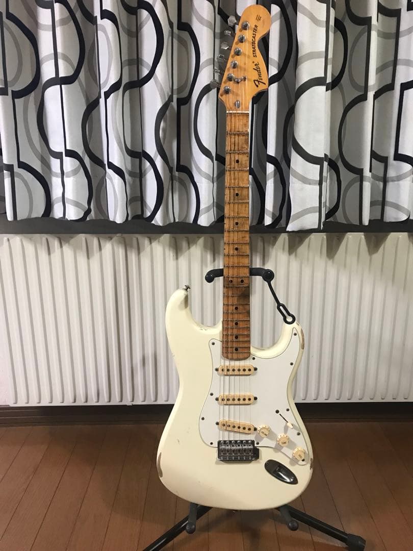 た*ま様 Fender Japan ストラトEシリアル　ジャンク