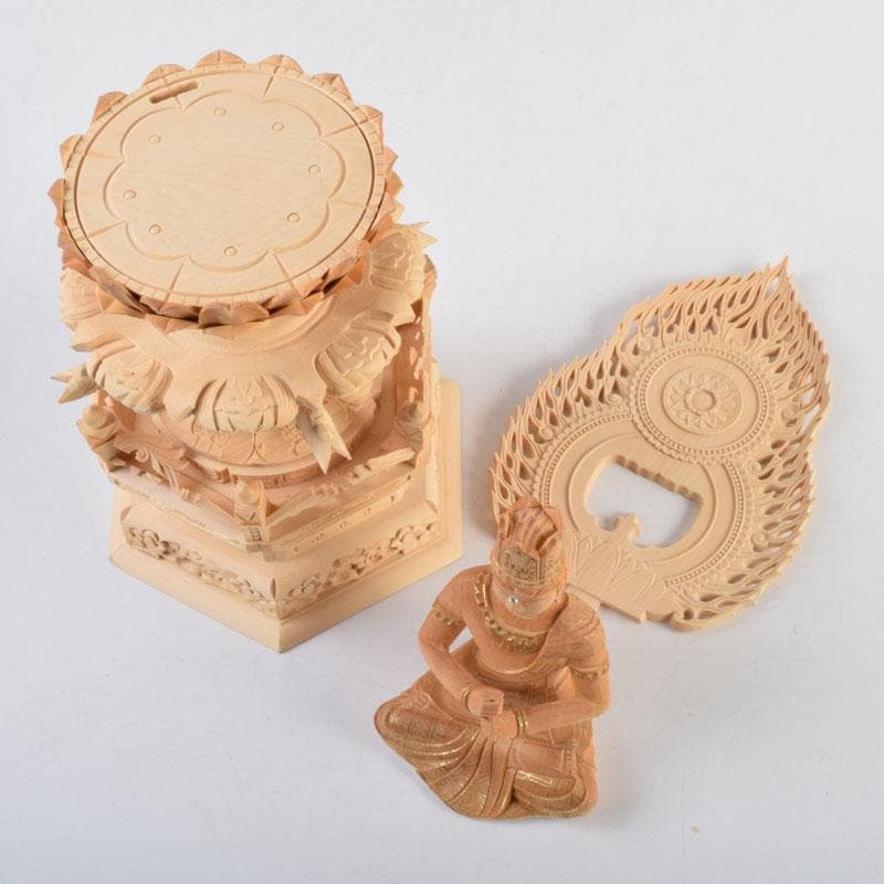 Khontao　仏教美術　桧彫刻　大日如来像　仏像　華鬘台　C　9059