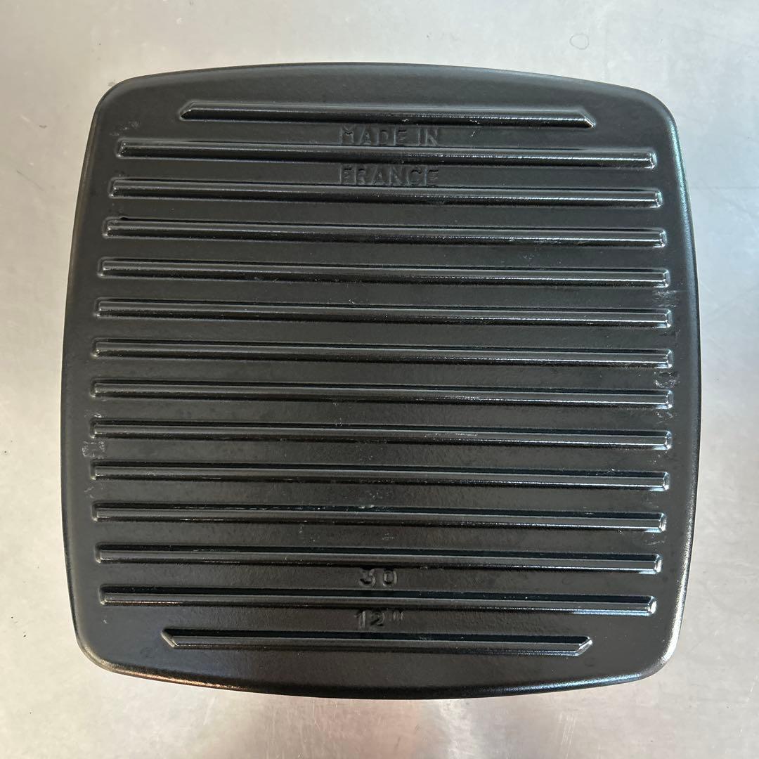 リフレイン。STAUB スクエアグリルパン&プレスセット