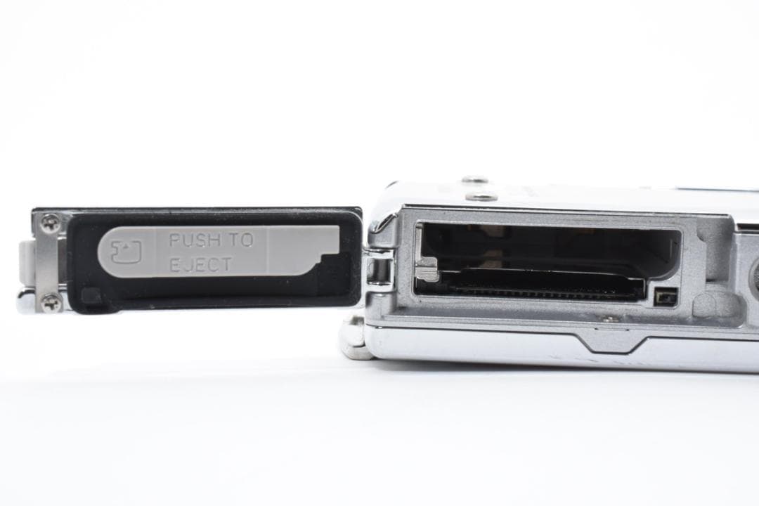 【動作好調】 オリンパス ミュー μ720SW　シャイニーシルバー コンデジ