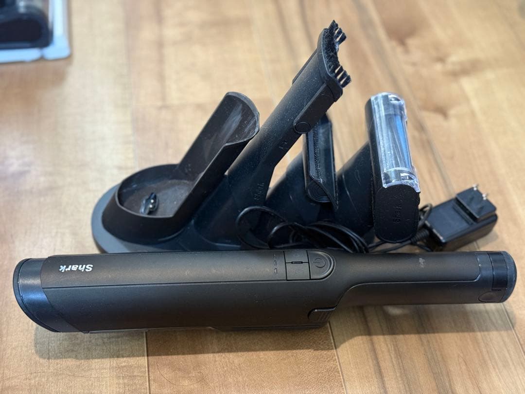 専用　Shark EVOPOWER EX 充電式ハンディWV405J