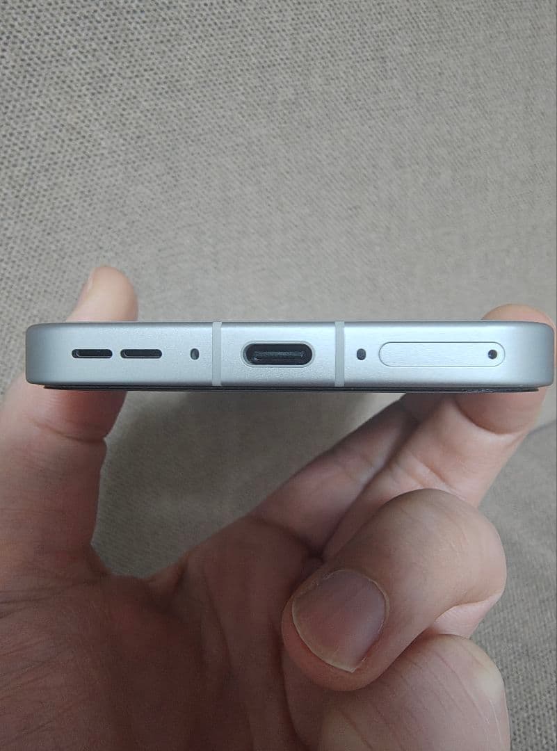 【付属品あり】OnePlus 13T シルバー　12GB/256GB