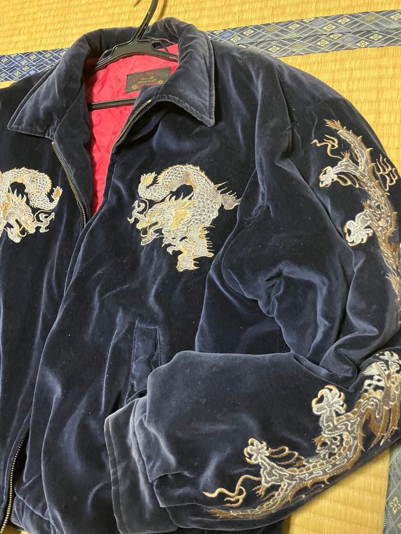 J*n様 90s ベロア 刺繍 コート 龍 両胸・背中刺繍 和柄 スカジャン風