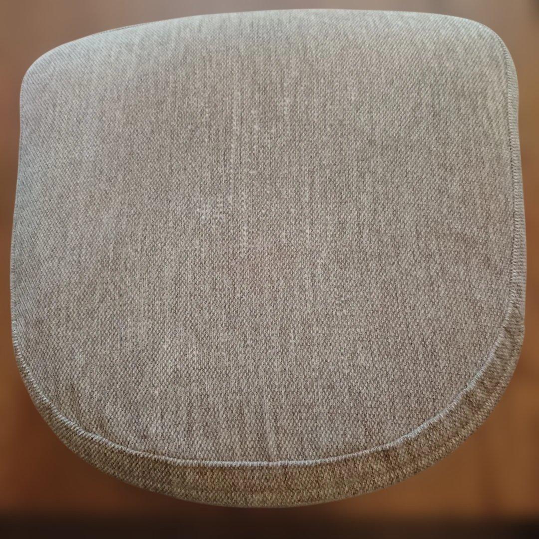 unico(PIIVOピーヴォ)回転チェア