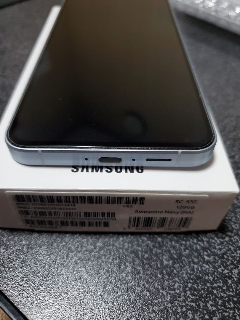 超美品　Galaxy A55 5G SC-53E docomo SIMフリー