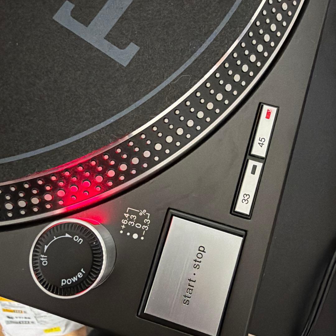 Technics SL-1200MK5 ターンテーブル　①