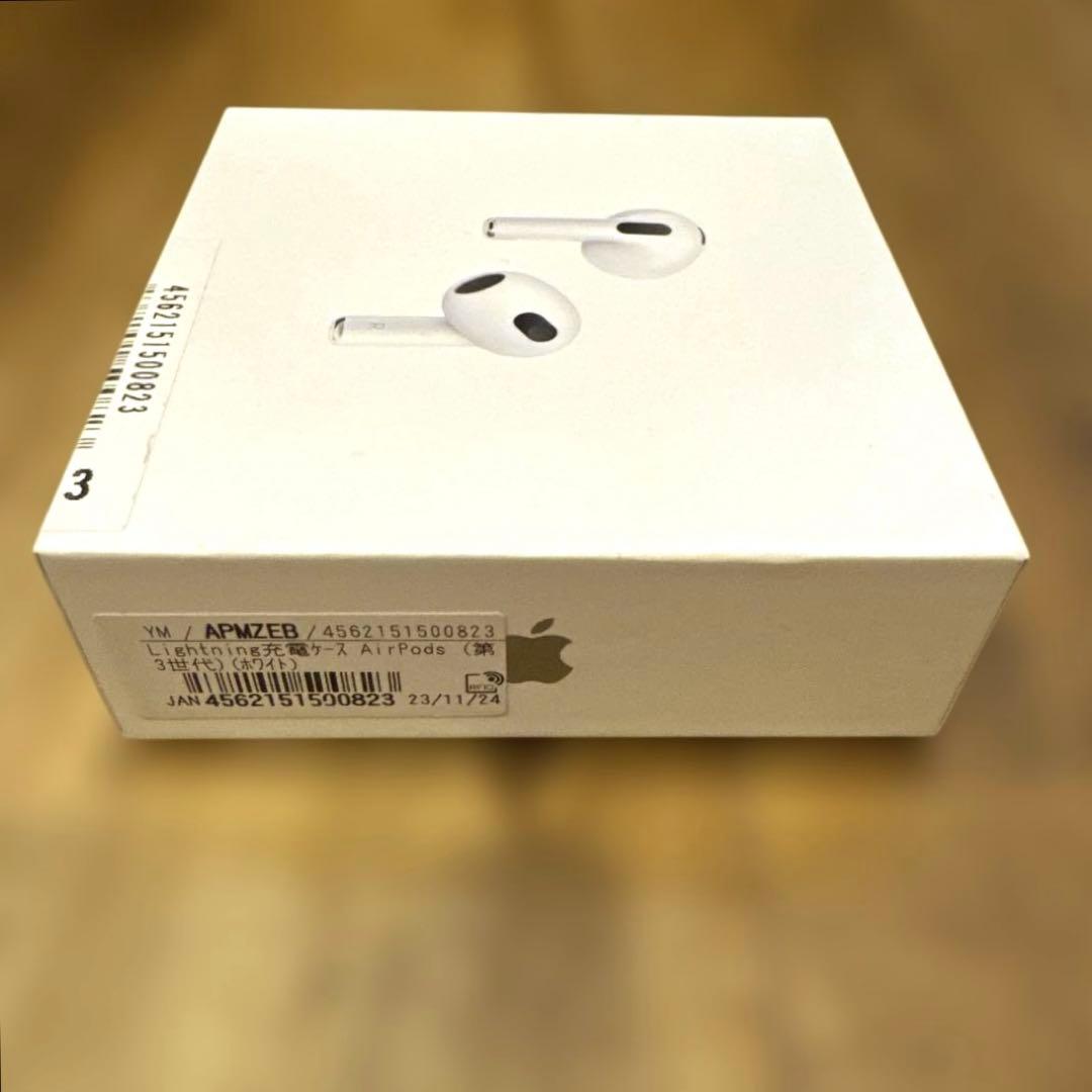 AirPods MPNY3J/A 第3世代