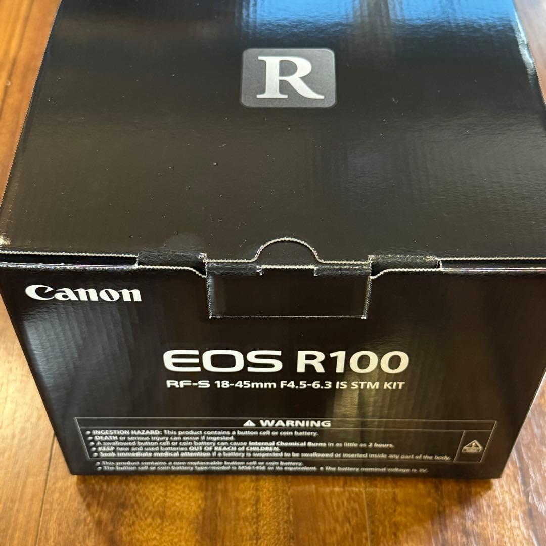 【新品未使用】EOS R100 RF-S18-45mm STMレンズキット