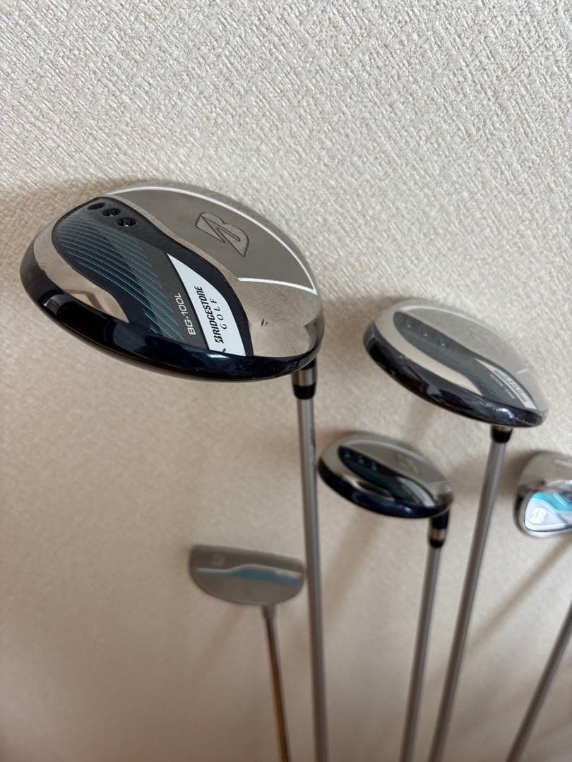 ブリヂストン レディース キャディバッグ付きゴルフクラブセット