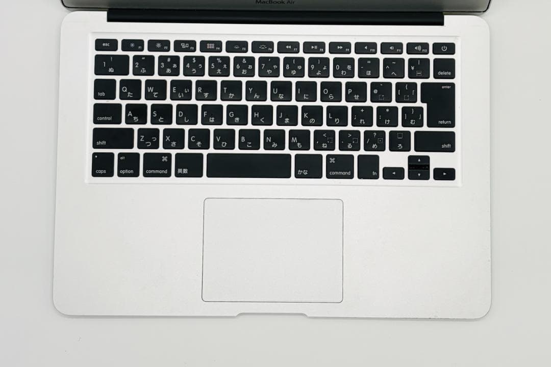 MacBook Air 13インチ 2015、4GB 128GB SSD