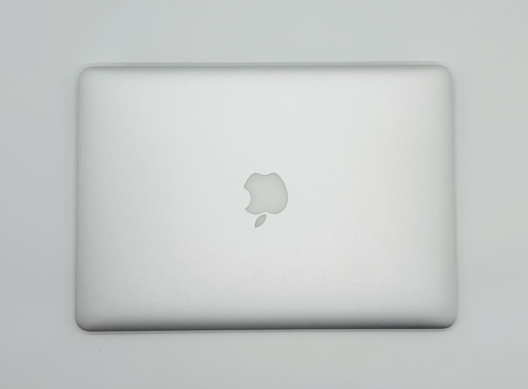 MacBook Air 13インチ 2015、4GB 128GB SSD