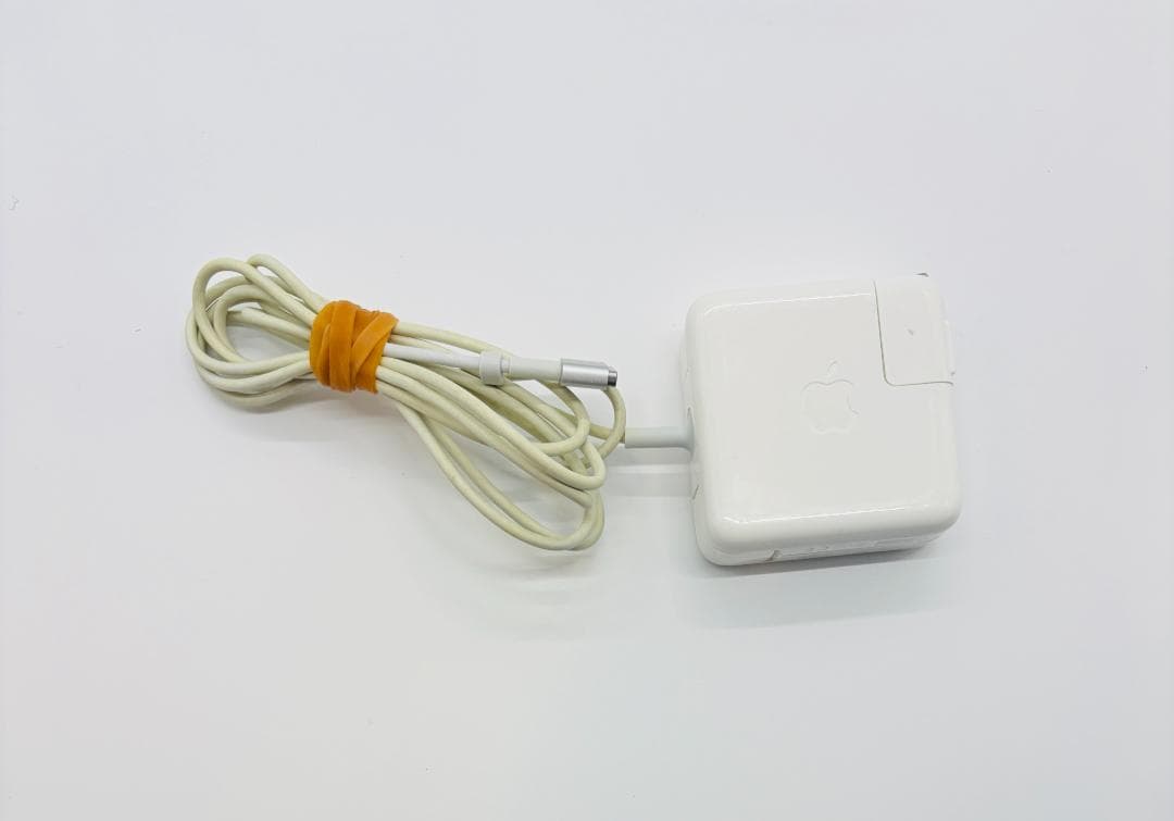 MacBook Air 13インチ 2015、4GB 128GB SSD