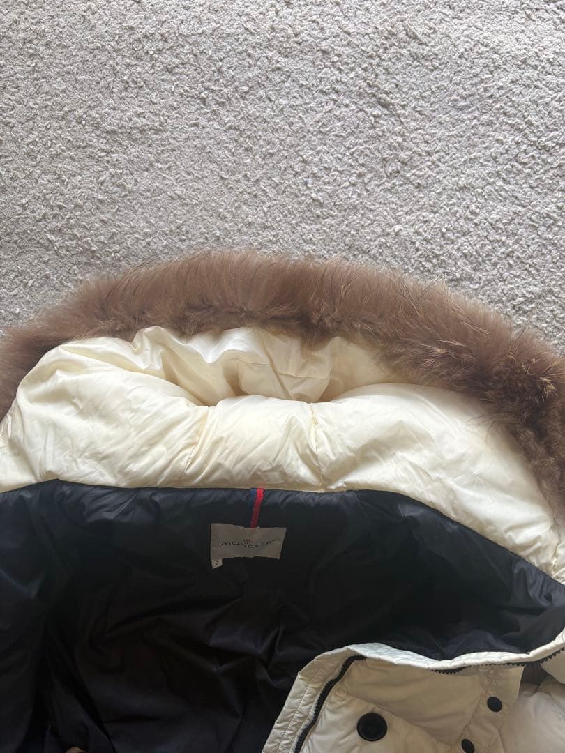 モンクレール　ダウン ファー　サイズ0 バーニーズ購入
