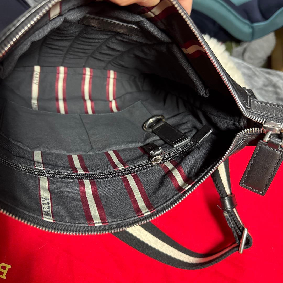 BALLY バリー USTON-SM 本革 レザー ショルダーバッグ ブラック