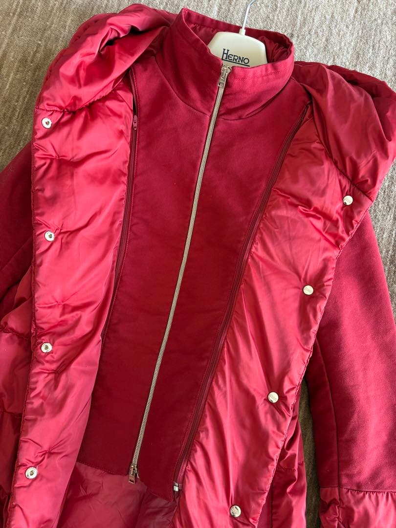 ら*中様 ヘルノ HERNO レッド ダウンジャケット ポーラテック