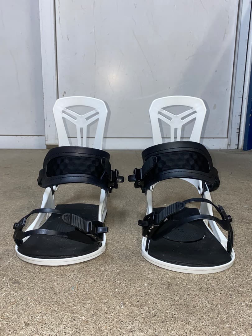 UNION FLITE PRO スノーボードビンディングL