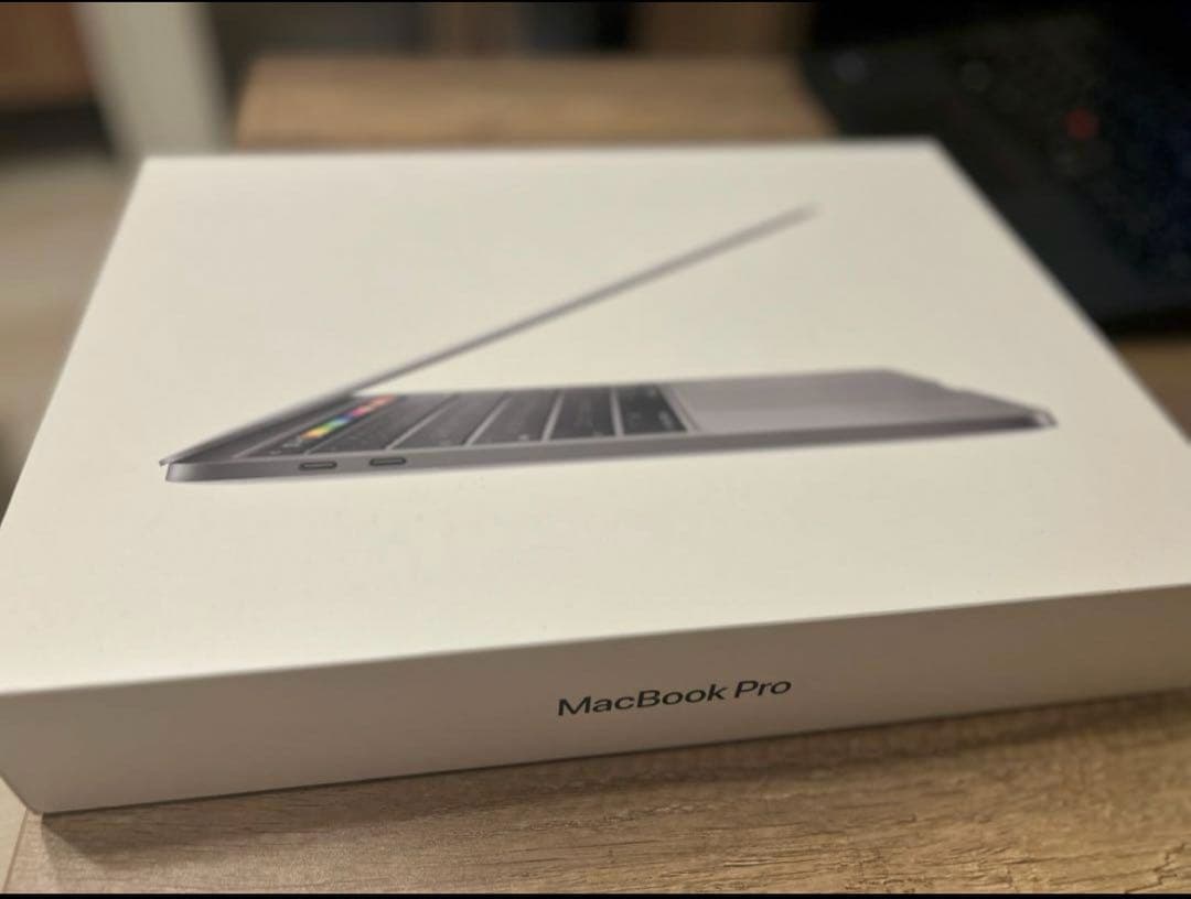 Apple MacBook Pro 13インチ スペースグレー