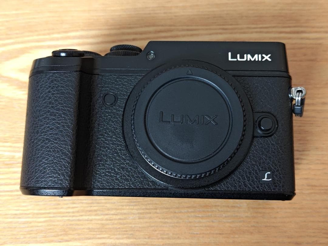 パナソニック LUMIX DMC-GX8-K カメラ本体 + 電池 + 充電器他