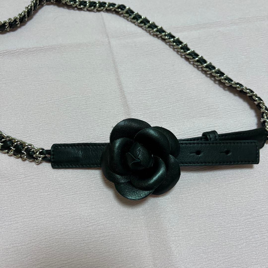 インゲボルグ カメリアレザーチェーンベルト