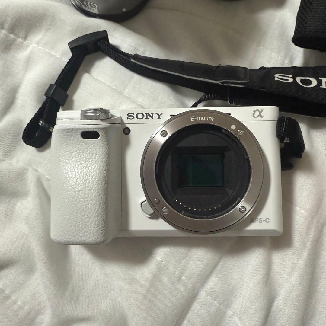 SONY α6000 ミラーレス一眼 ホワイト