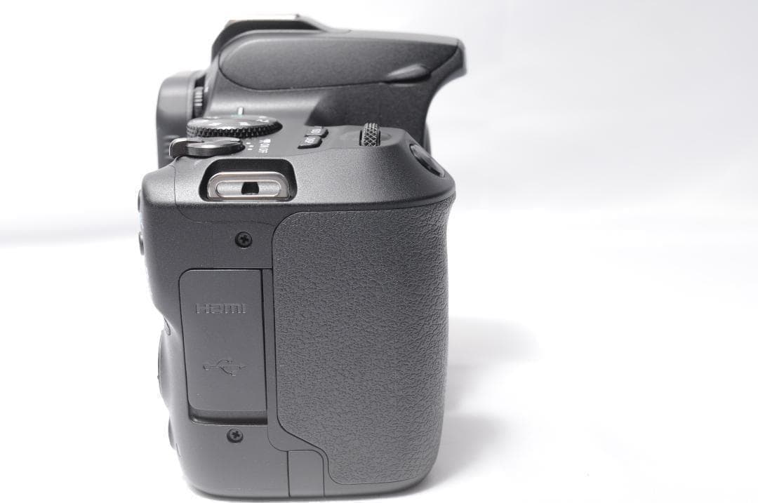 ✨Canon Kiss X10✨4K動画❣️スマホ転送❣️自撮❣️手振補正❣️極上美品❣️