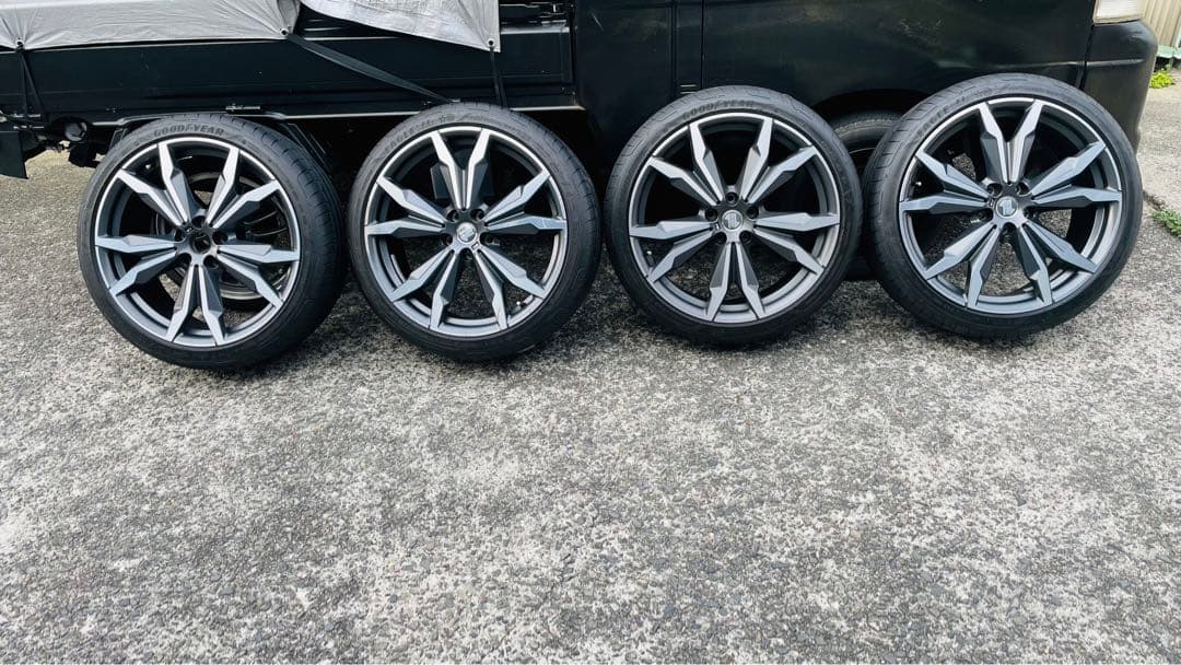 20インチ スポークデザイン ホイールセット