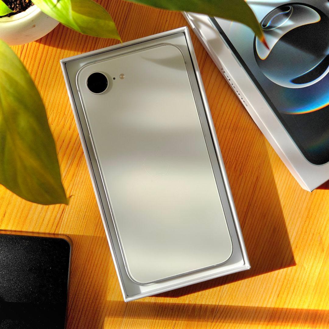 【24H発送】iPhone 16e ホワイト 128GB 韓国版 物理SIM対応