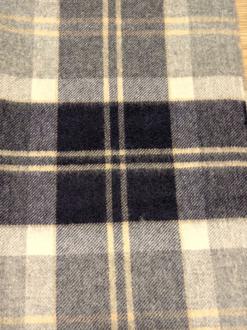 週末限定セール　Johnstons of Elgin Cashmere　ストール