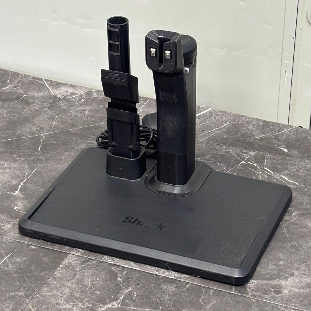 ◇送料込！動作良好！Shark コードレススティッククリーナー CS401JRB