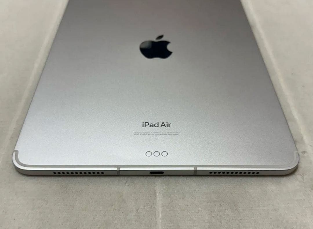 iPad Air 第5世代 Wi-Fi+Cellular 64GB スターライト