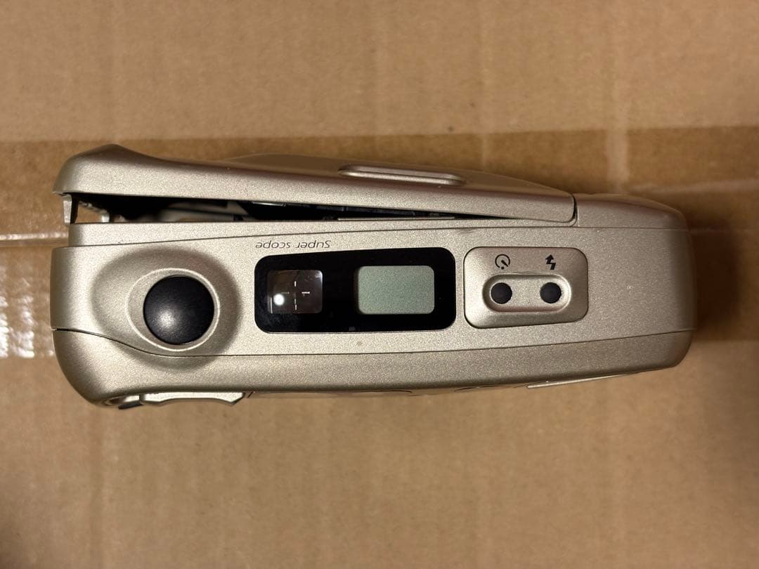 Kyocera Yashica T4 super フィルムカメラ