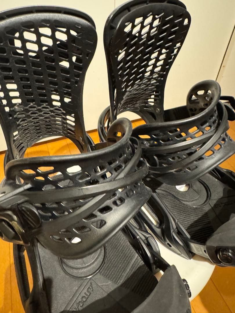 バートン　genesis EST M バインディング　ブラック　最終価格