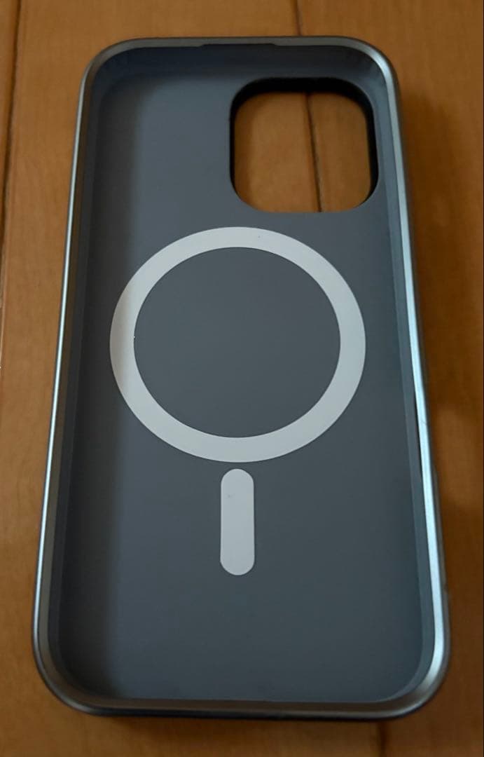 Matin Kim CASSETTIFY iPhone16ケース