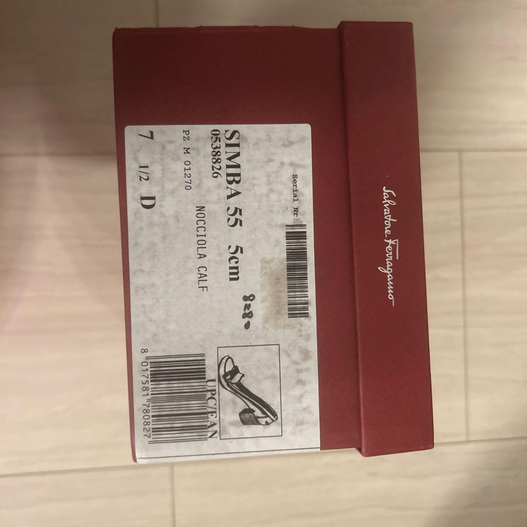 靴 SALVATORE FERRAGAMO