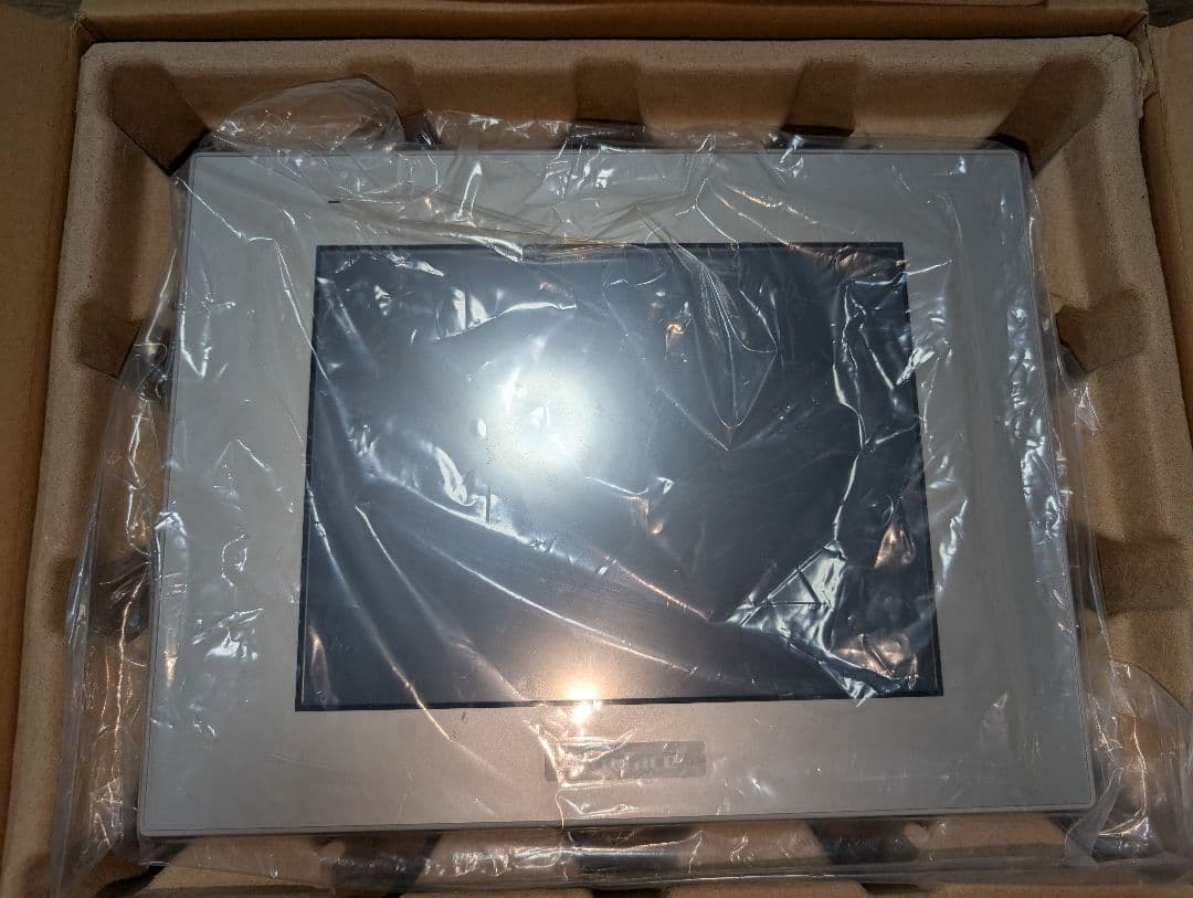 Pro-face PFXST6500TADE 10.4インチディスプレイ