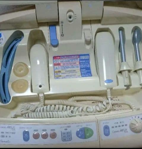 サキナ美顔器　色褪せあり