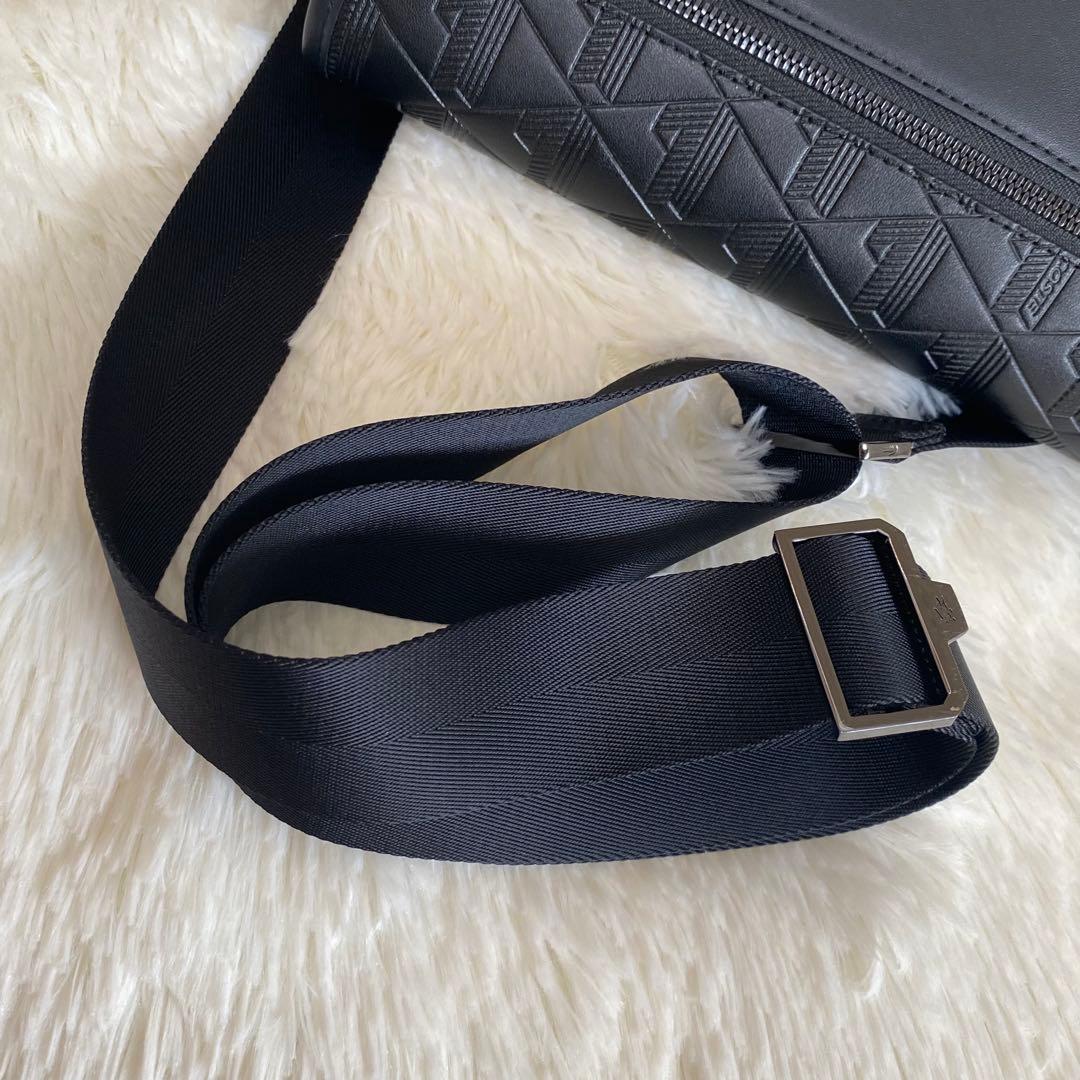 ✨極美品✨ LACOSTE モノグラム スモールメッセンジャーバッグ レザー 黒