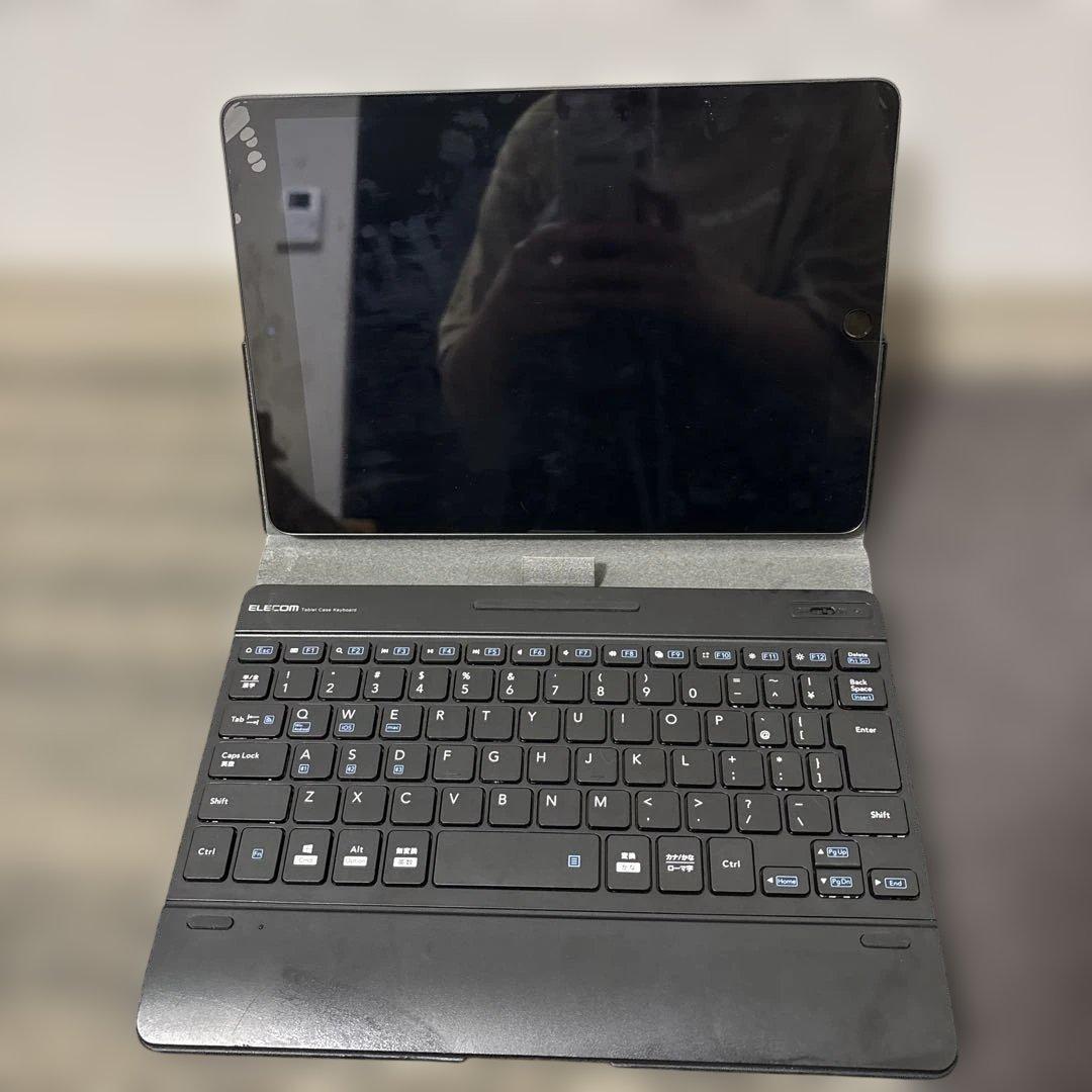 本日！気まぐれ値下げ！iPad (第9世代) 64GB キーボード付き