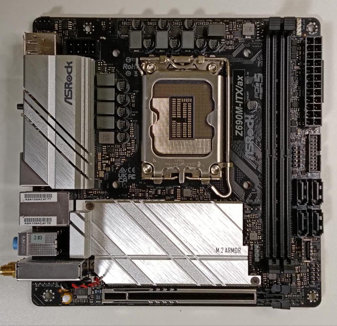 ASRock Z690M-ITX/ax LGA1700 マザーボード