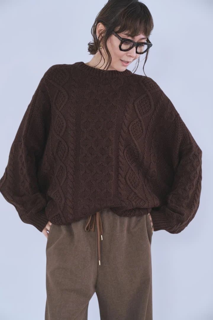 Adeダークブラウン ケーブルニット 長袖