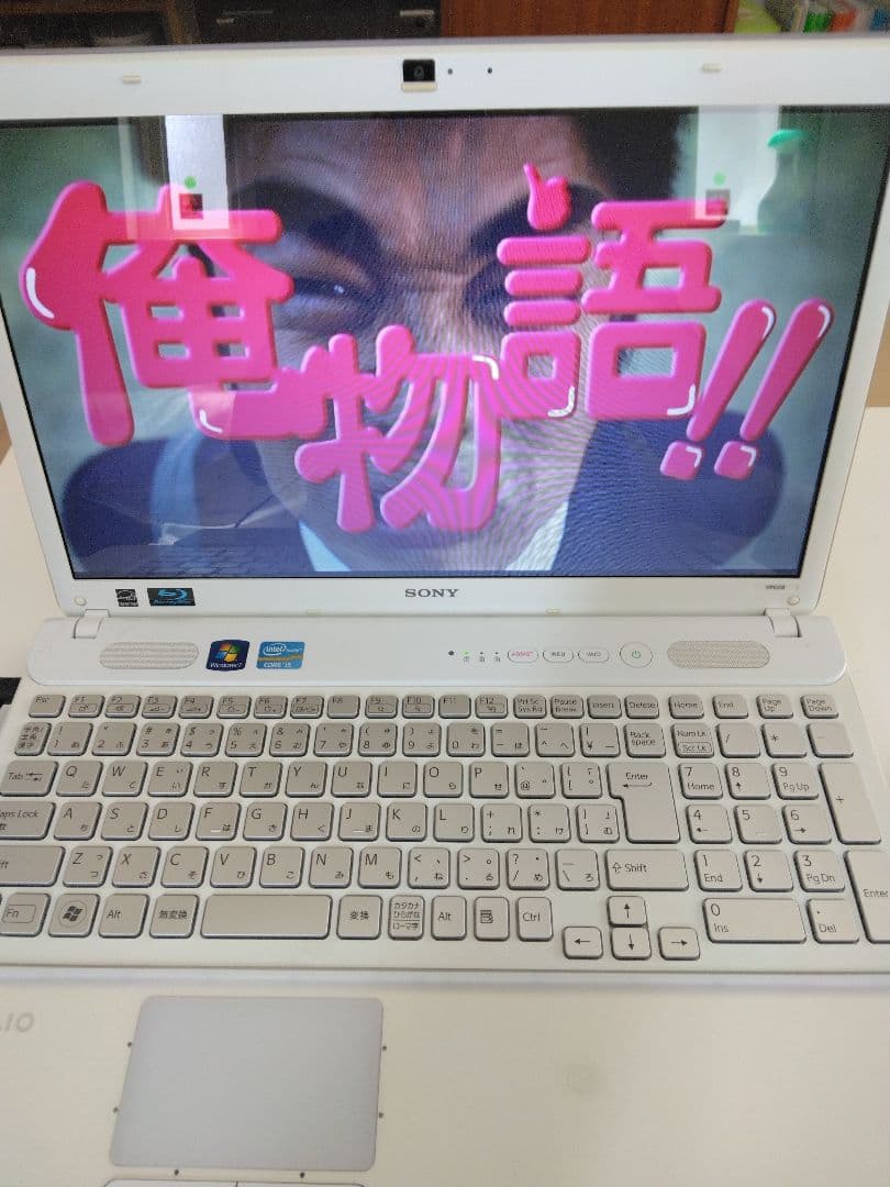 Sony VAIO ホワイト 15.4インチ ノートPC
