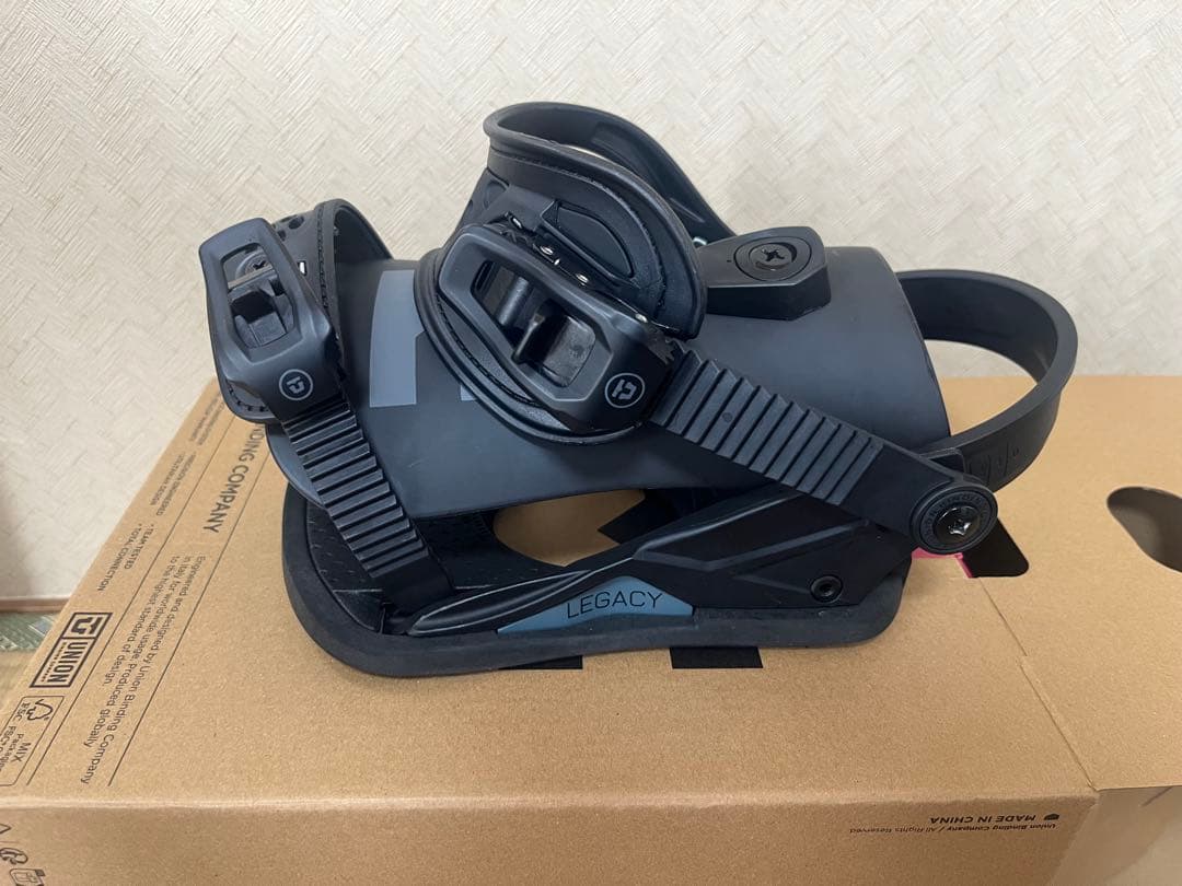 UNION スノーボードビンディング ブラック