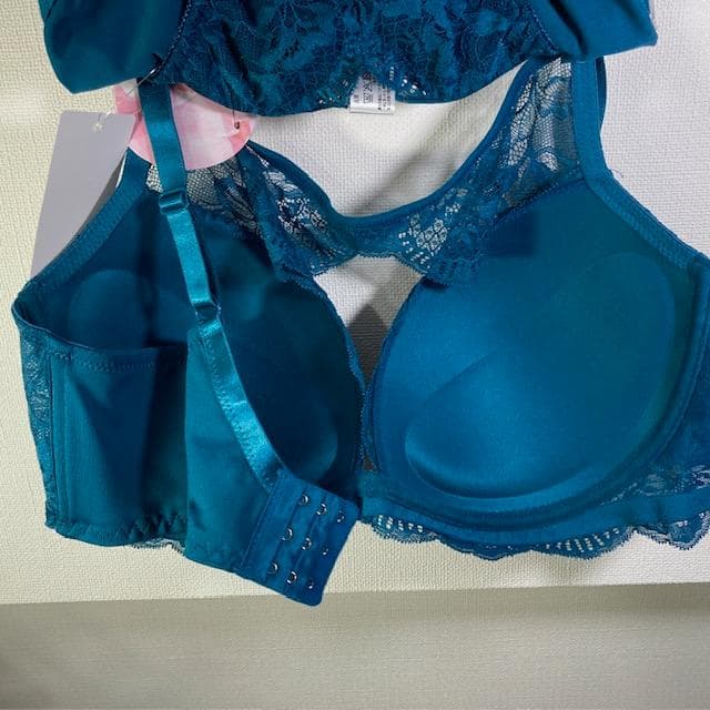 専用【６点】【E95/4L】ブラ・ショーツセット★51111031