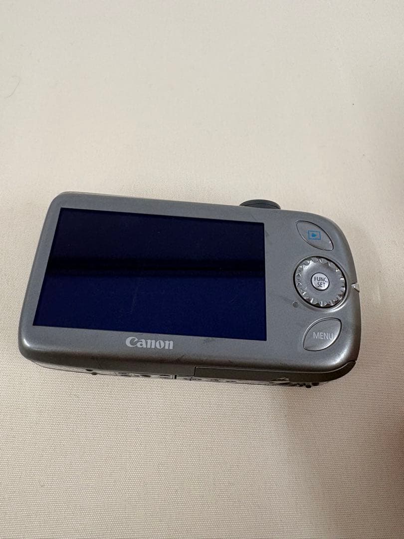 Canon IXY DIGITAL 510 IS 本体と付属品