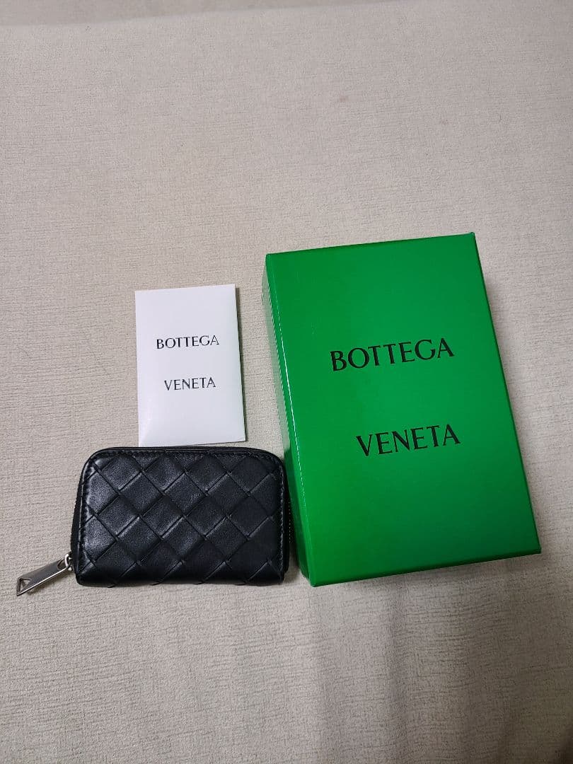 ボッテガヴェネタ ケース　ラウンドジップ　ミニ財布